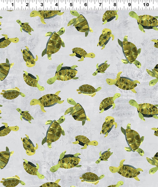 Clothworks Summer Splash - Digital Y4101 116 Turtles Mist Gray By The –  Jordan Fabrics