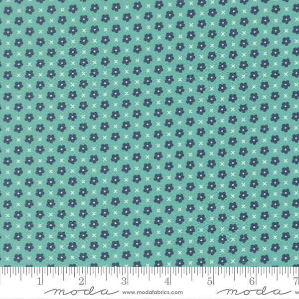 Moda Delightfully Yours 37703 18 Poolside Small Blooms By The Yard
