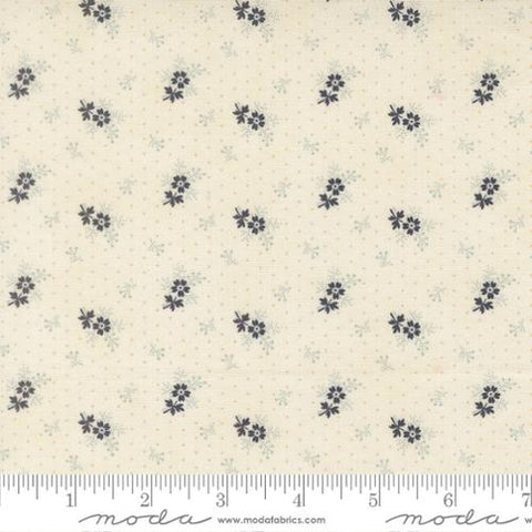Moda Breathtaking Blues 44406 11 Porcelain Little Flower By The Yard