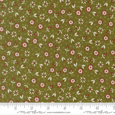 Moda Chilly 55712 23 Pine Christmas Flowers By The Yard