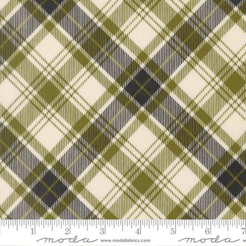 Moda Chilly 55715 13 Pine Christmas Plaid By The Yard