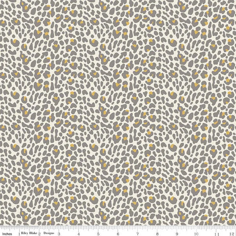 Riley Blake Leo & Savannah C17544 Cream Leopard By The Yard
