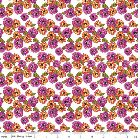 Riley Blake Zinnias CD16693 White Zinnias By The Yard