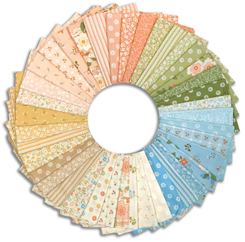 Moda - Pre-Cut 40 Piece Fat Quarter Bundle  - Dainty Meadow