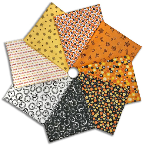 Patrick Lose Trick Or Treat 8 Piece Fat Quarter Bundle