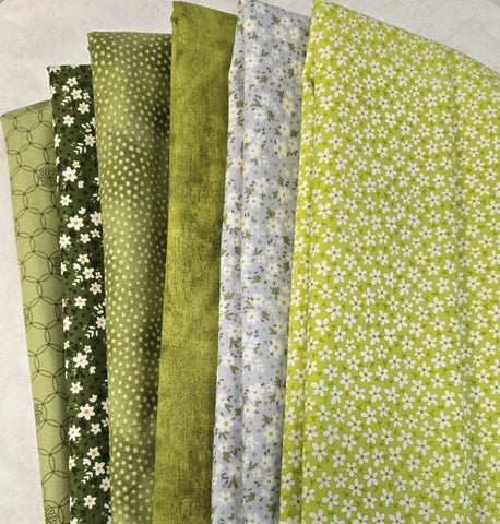 Matt's Mystery Bundles -  5.394 yards - Green Flowers - Remnants