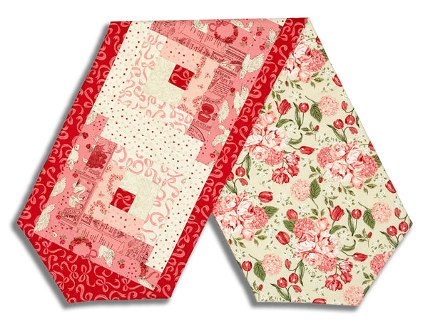 Matt's Moda Pre-cut Log Cabin Table Runner Kit - Je Taime - Blossom