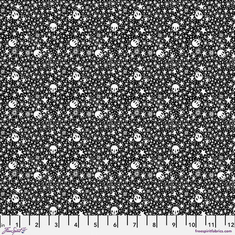 Free Spirit PWCD146 XBlack Starry Skulls By The Yard