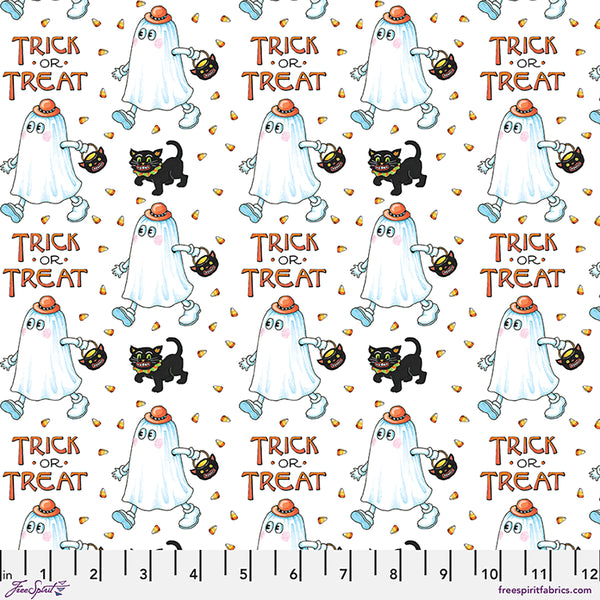 Free Spirit Moonlit Mischief PWMY054 White Trick-Or-Treat By The Yard