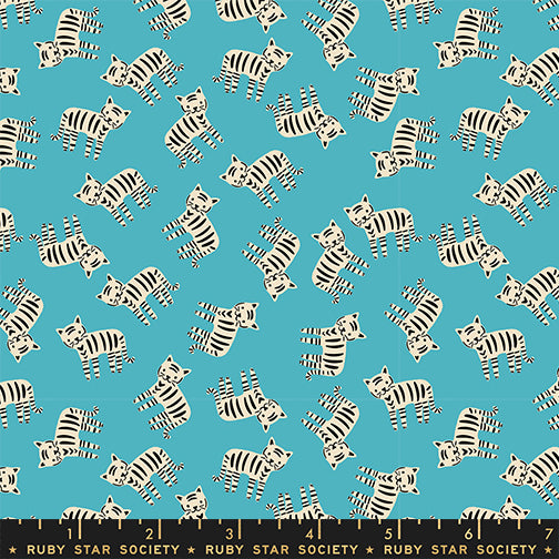 Moda 1 800 Calico RS4166 14 Wave Meow By The Yard