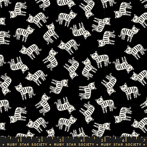 Moda 1 800 Calico RS4166 15 Black Meow By The Yard