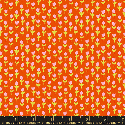 Moda 1 800 Calico RS4169 13 Warm Red Tulips By The Yard