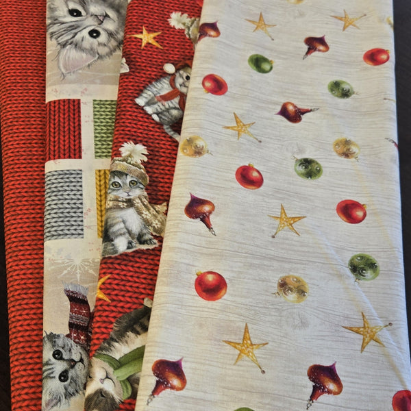 Matt's Mystery Bundles -  3.132 yards - Meow Christmas- Assorted Remnants