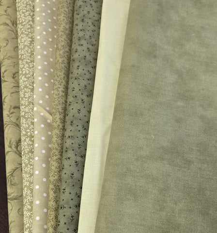 Matt's Mystery Bundles -  5.046 yards - Vintage Linens #5- Assorted Remnants