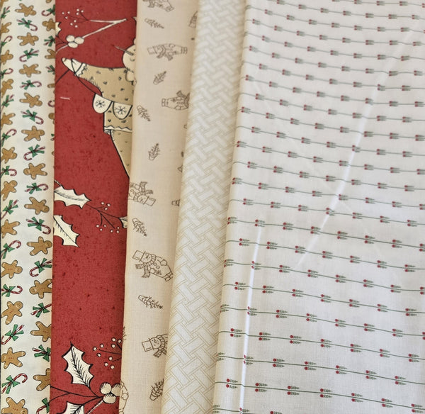 Matt's Mystery Bundles -  4.176 yards  - Christmas #215- Assorted Remnants