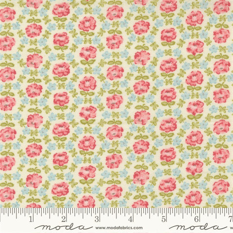 Moda Grace 18721 11 Linen White Honeycomb Posies By The Yard