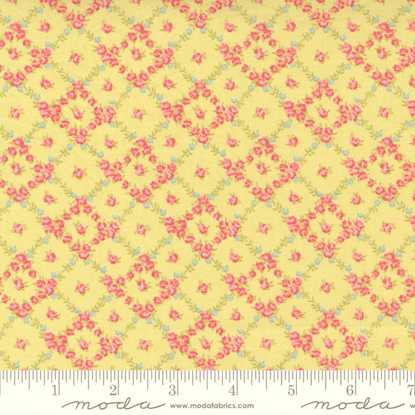 Moda Cottage Linen Closet 18732 14 Sprout Rose Lattice By The Yard